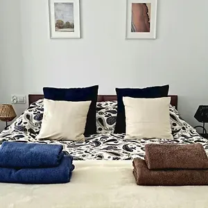 apartament-poludniowy-z-balkonem-2-osoby.warsawhotelspoland.com/